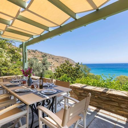 Sun-Rock House By The Sea Villa Stenies Ngoại thất bức ảnh